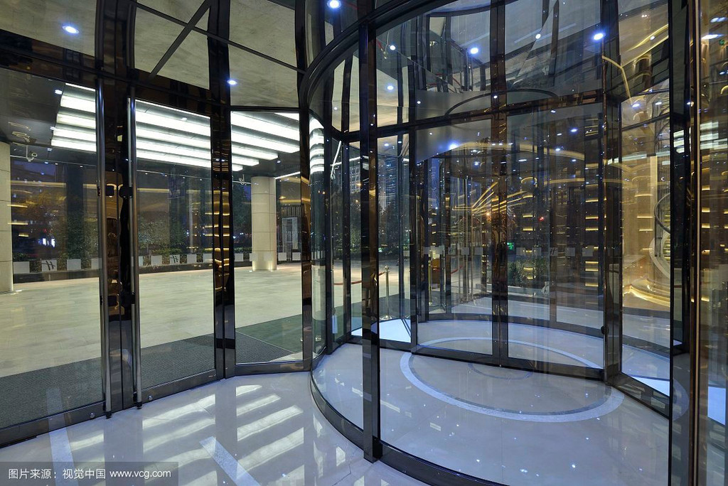 “开云电竞中国”荷兰VS英格兰首发：拉师傅领三狮锋线 德佩登