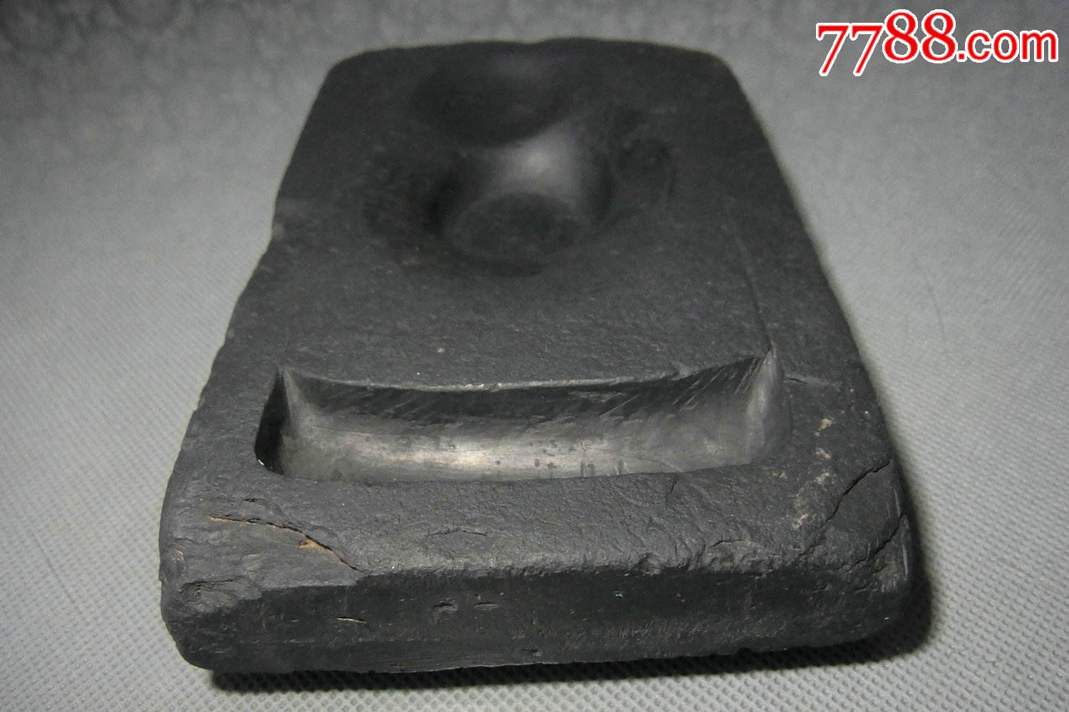 最正混血女星JESSICA C出席活动 低V露玉腿猛吸睛“开